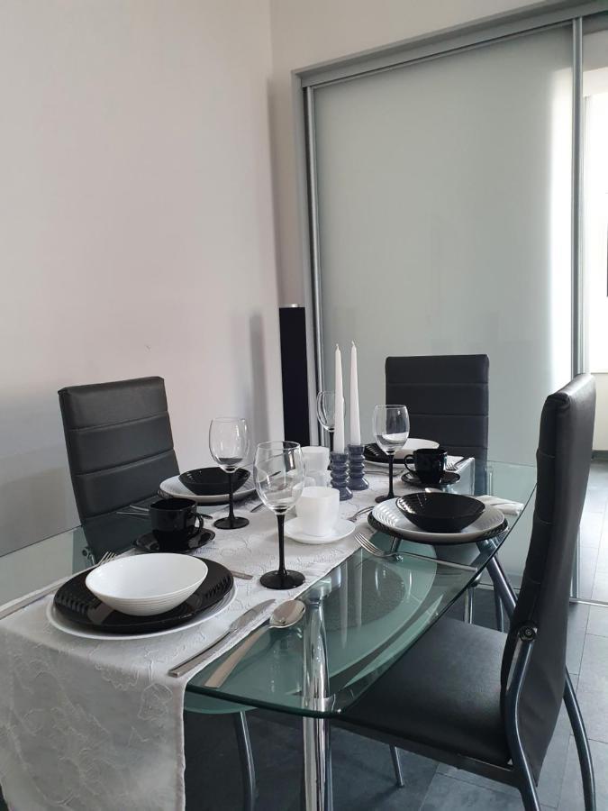 Apartament Sto Metrow Od Morza Świnoujście  Eksteriør billede