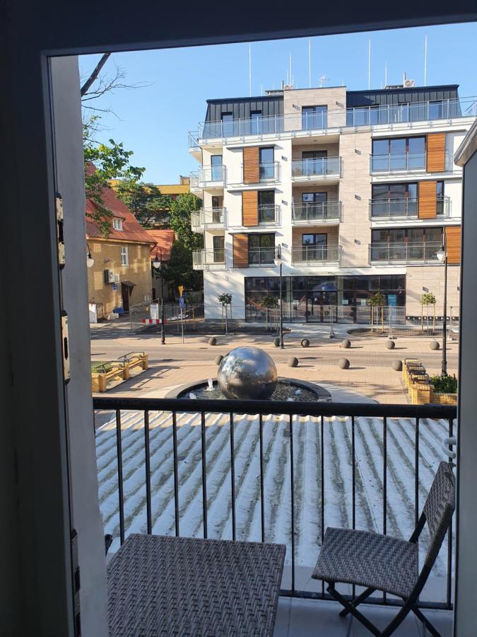 Apartament Sto Metrow Od Morza Świnoujście  Eksteriør billede