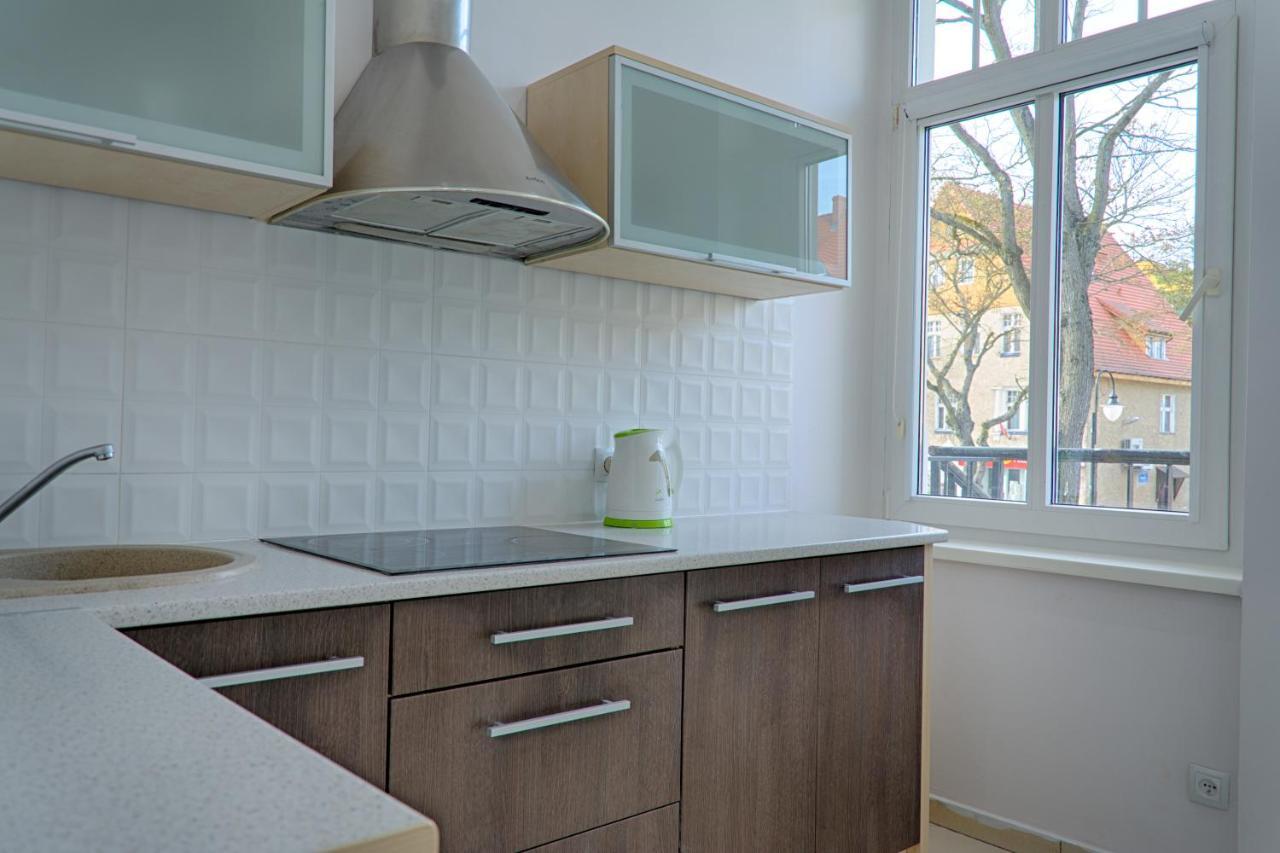 Apartament Sto Metrow Od Morza Świnoujście  Eksteriør billede