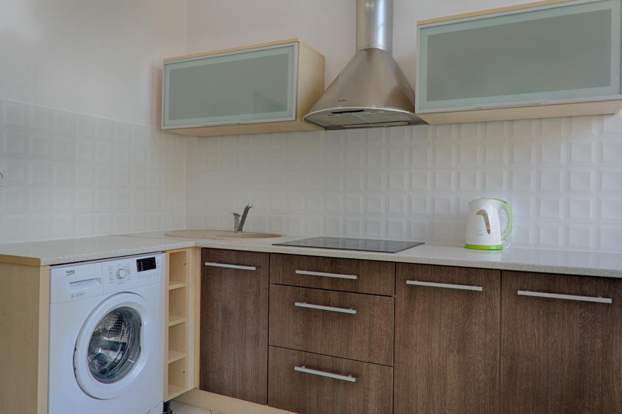 Apartament Sto Metrow Od Morza Świnoujście  Eksteriør billede