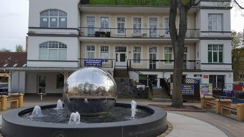 Apartament Sto Metrow Od Morza Świnoujście  Eksteriør billede