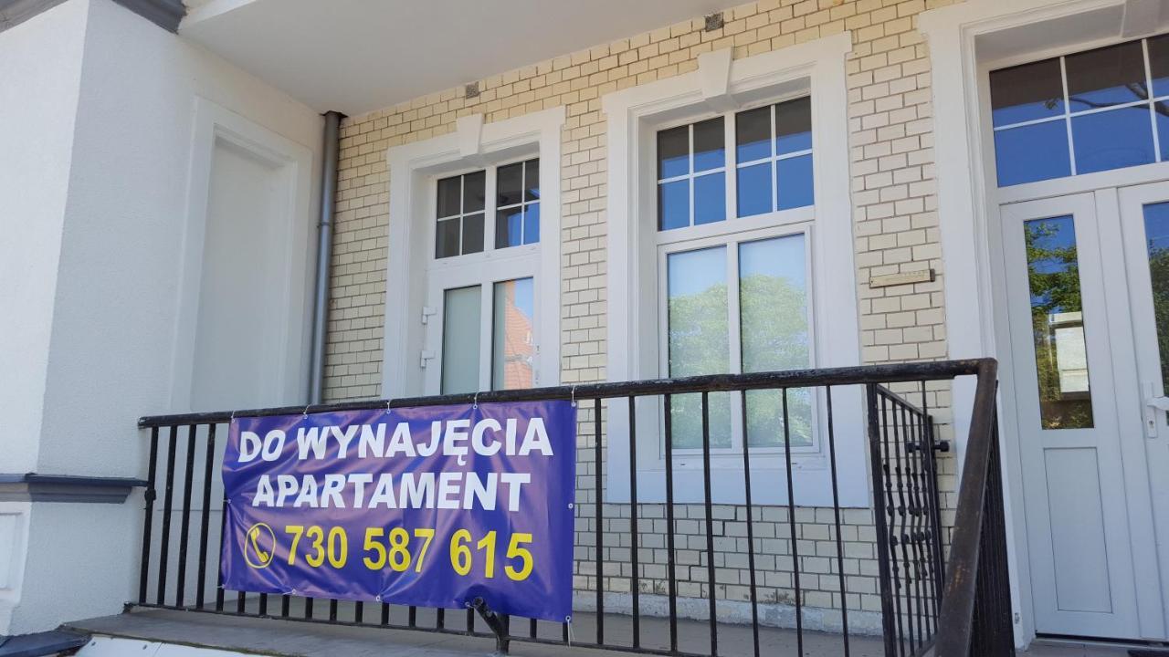 Apartament Sto Metrow Od Morza Świnoujście  Eksteriør billede